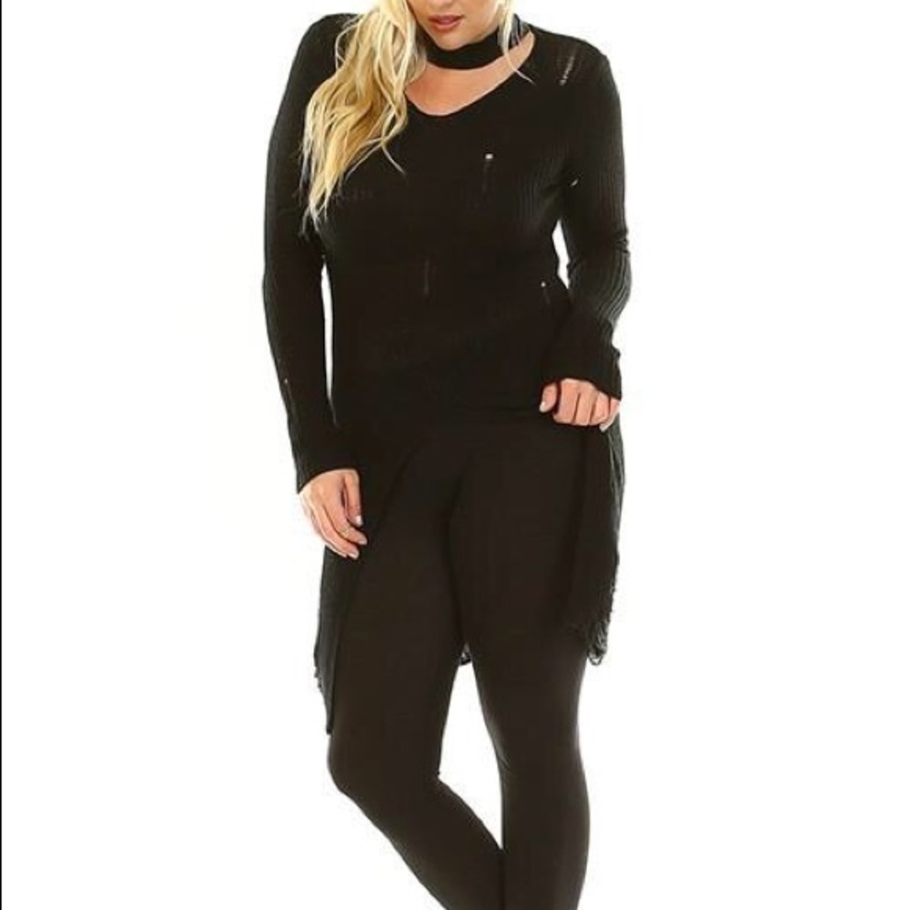 Tunic Sweater w/ Choker